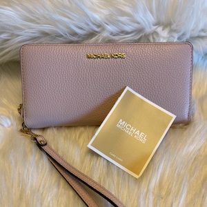 🌸MICHAEL KORS WALLET WOMEN🌸